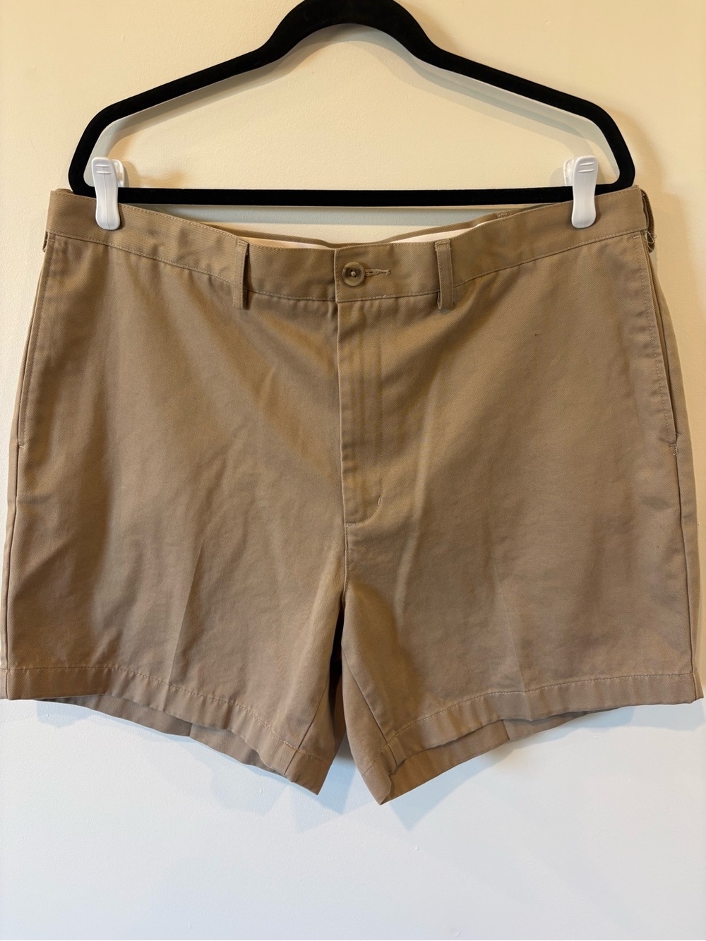 Lands' End Men’s Shorts in Khaki